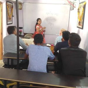 Gayatri Academy Itwari