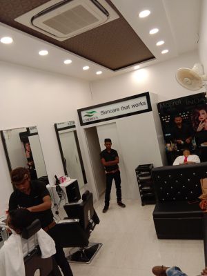 Glamour's Hair Studio