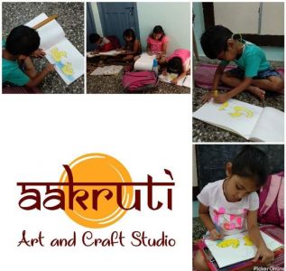Aakruti Art and Craft Studio