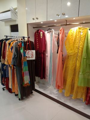 Karwa Wardrobe