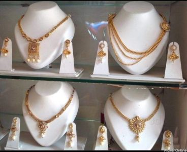 Samruddhi Jewellery And Beauty