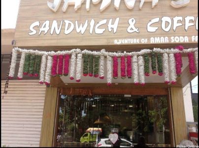 Jamnas Coffee And Sandwiches