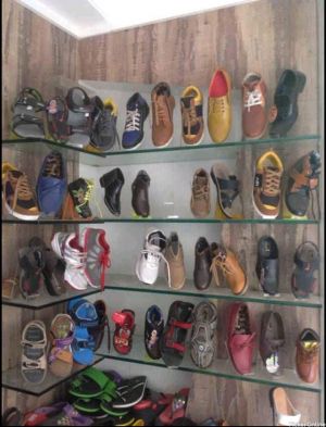 Kundan Footwear
