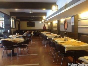 Guptas Bawarchi Restaurant