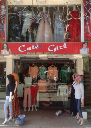 Cute Girl exclusive western showroom