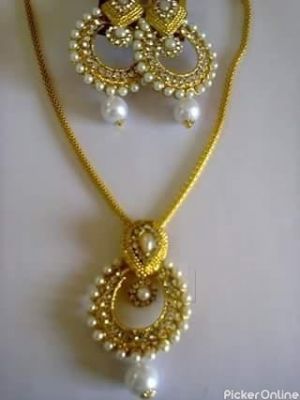 Sanskruti Bentex And Imitation Jewellery