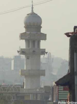 NOORI MASJID