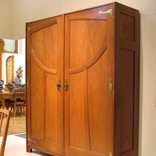 Affordable Wardrobe on Rent in Pune